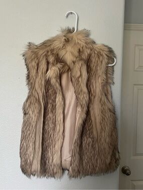 Topshop Neutral Faux Fur Vest in Taupe